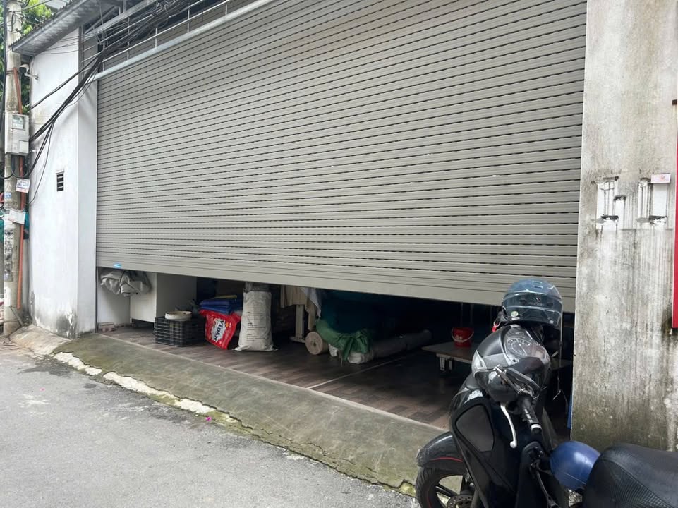 Xưởng 250m² mặt tiền 10m Phố Kẻ Tạch, Long Biên - Dòng tiền 30tr/tháng