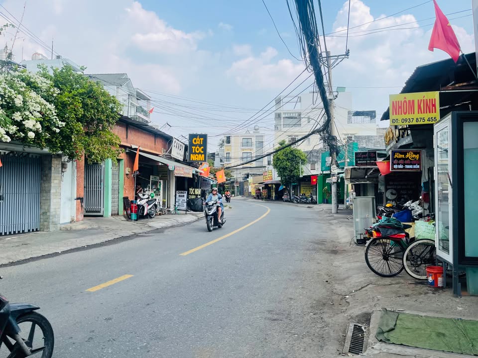 Nhà Mặt Tiền Kinh Doanh Đường Số 9, Thủ Đức - 87.6m² - Giá Tốt