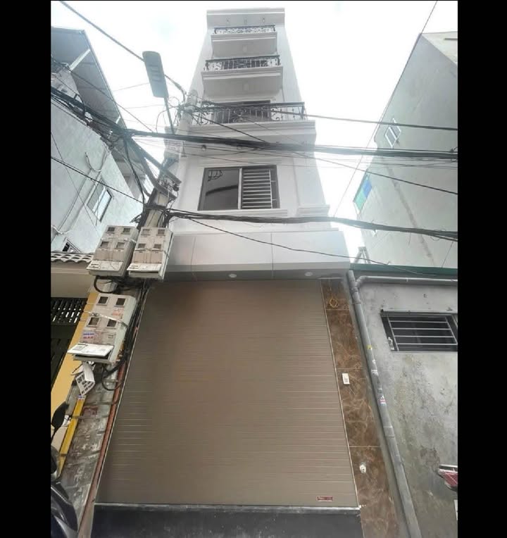 Nhà Phú Diễn 35m² 5 tầng, 8 tỷ - Ô tô đỗ cửa, thang máy xịn!