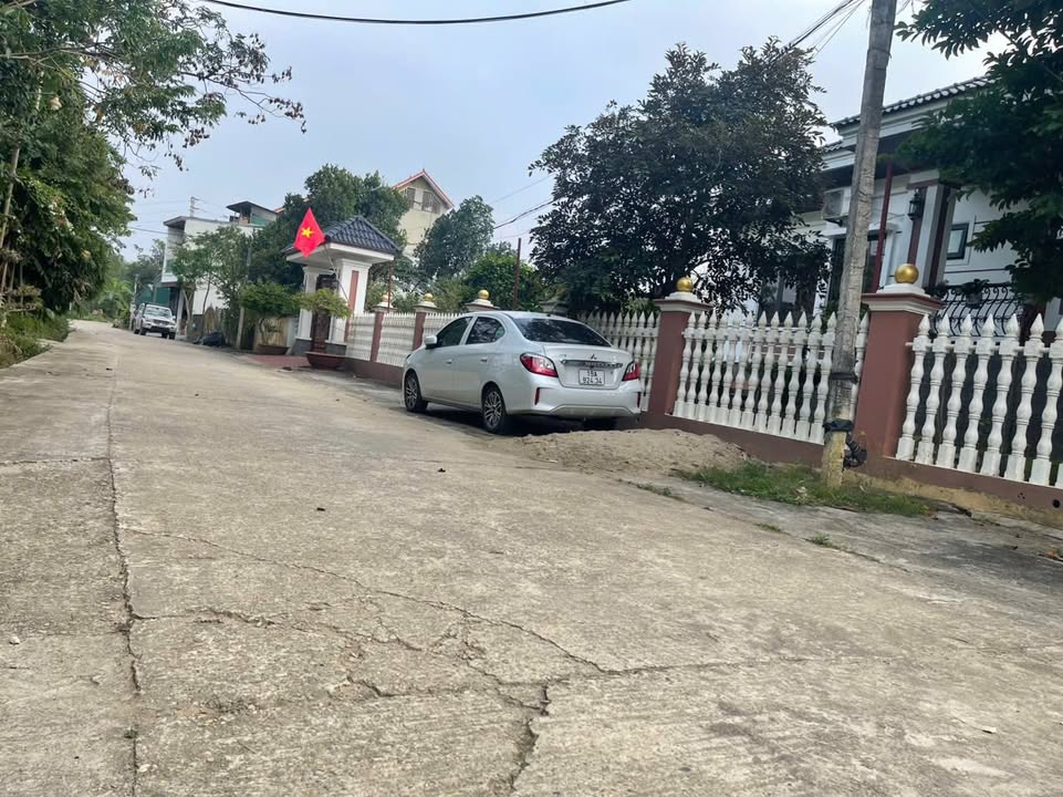 Bán Đất Thổ Cư Việt Trì 108m² - Đường Rộng Vỉa Hè - Giá F0