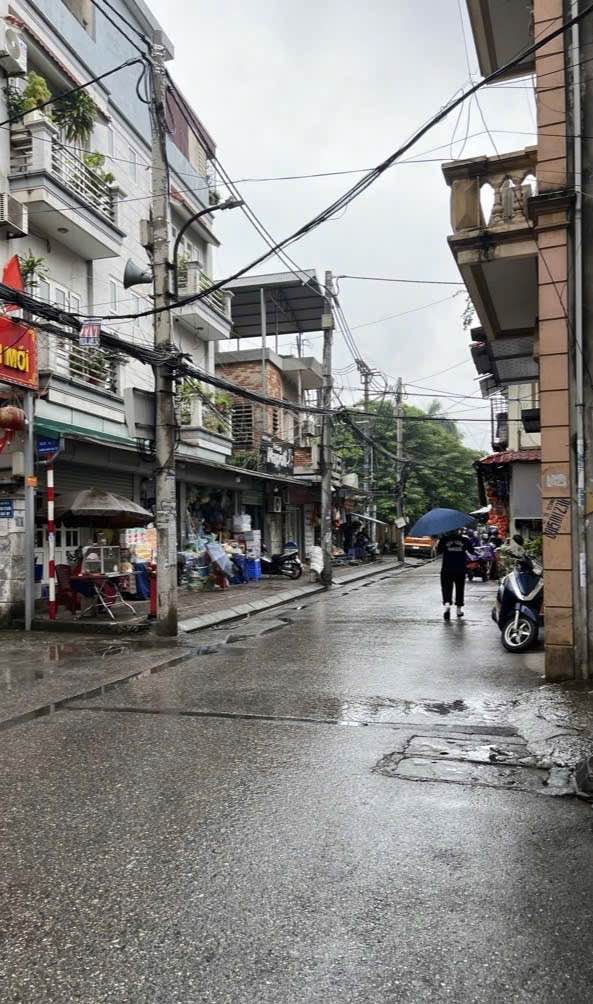 Nhà Riêng Ngô Gia Tự, Long Biên 40m² giá 9 tỷ - Chính chủ bán!