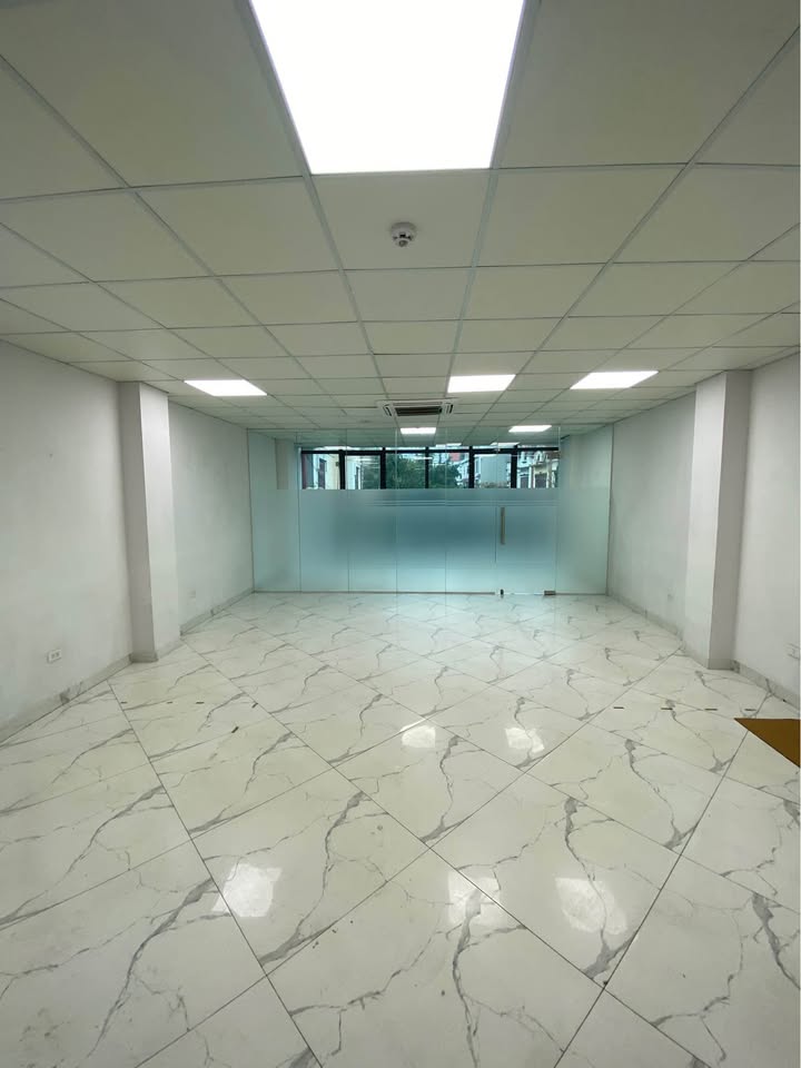 Văn phòng Hàm Nghi 60m² giá 13 triệu - Sẵn sàng làm việc!