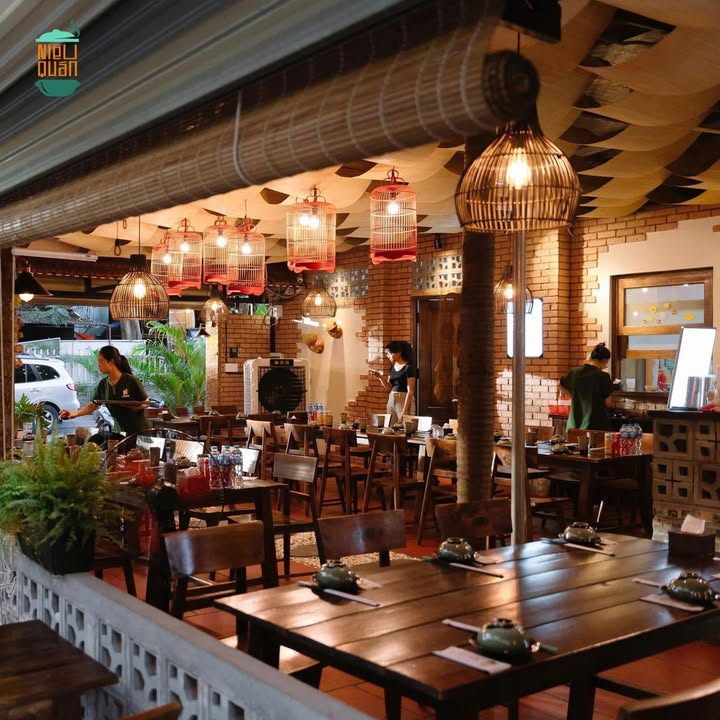 Mặt bằng kinh doanh lô góc Tô Hiệu, Cầu Giấy - 150m² x 2.5 tầng, giá 2xx triệu