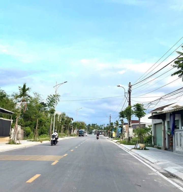 Đất nền Huyền Trân Công Chúa, Huế 100m² - Hạ tầng hoàn thiện!