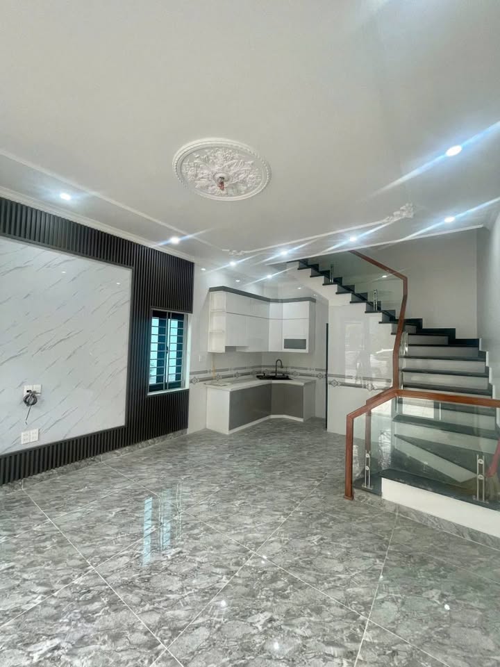 Nhà riêng Thiên Lôi, Lê Chân 4.45 tỷ - Ô tô vào tận nhà, sổ đỏ chính chủ!