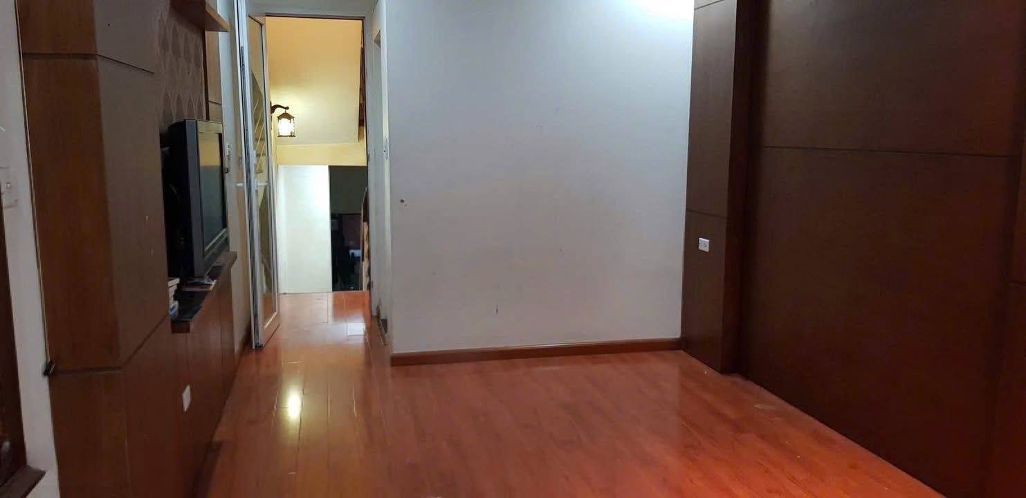 Nhà nguyên căn Trần Bình, Cầu Giấy 250m² - Sẵn sàng ở ngay!