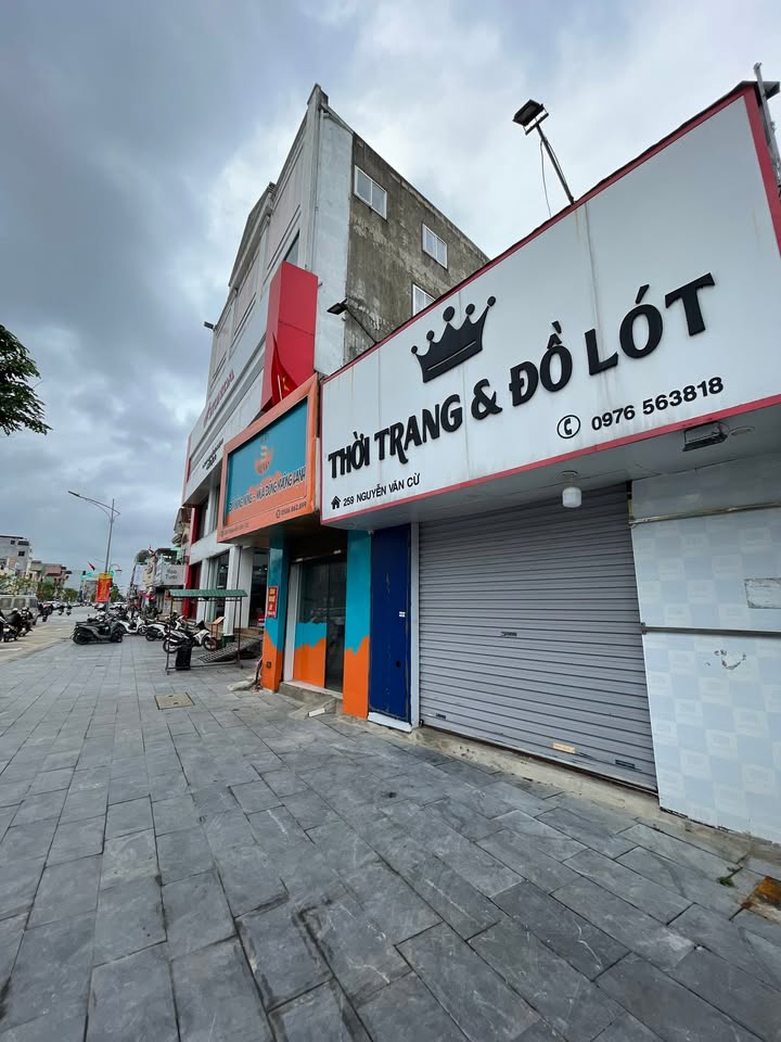 Nhà Mặt Tiền Nguyễn Văn Cừ, TP Vinh 125m² - Mặt tiền kinh doanh đắc địa!