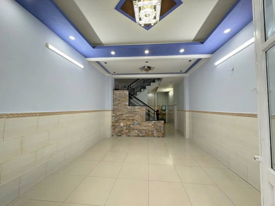 Nhà riêng Lê Văn Quới Bình Tân 44m² 5.7 tỷ - Ô tô vào tận nhà!