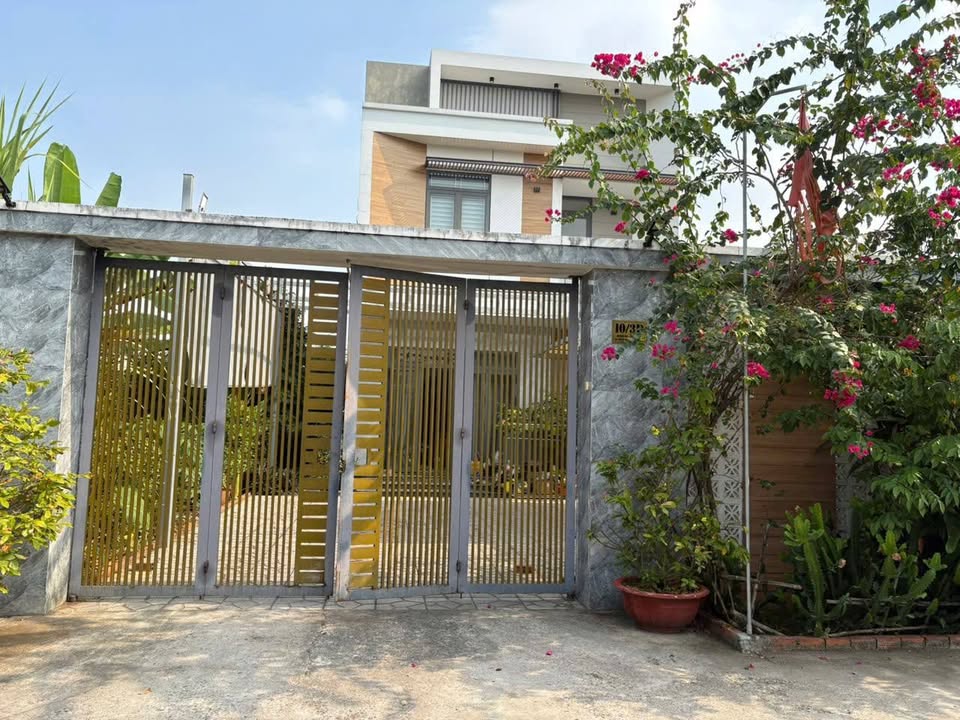 Nhà Riêng Củ Chi 179m² 4.7 Tỷ - Chính Chủ Bán Gấp!