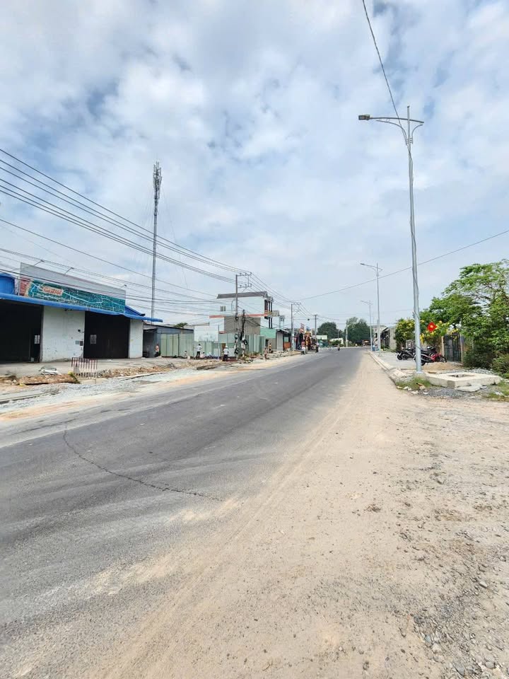 Đất Mặt Tiền Nguyễn Thị Tươi, Dĩ An 97m² - Kinh Doanh Sầm Uất, Giá 4.3 Tỷ