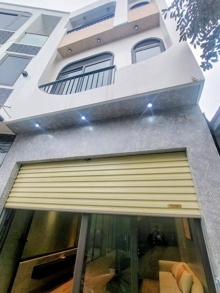 Nhà 3 Tầng 50m² Nam Định - Ngõ Oto, Giá 2.9 Tỷ