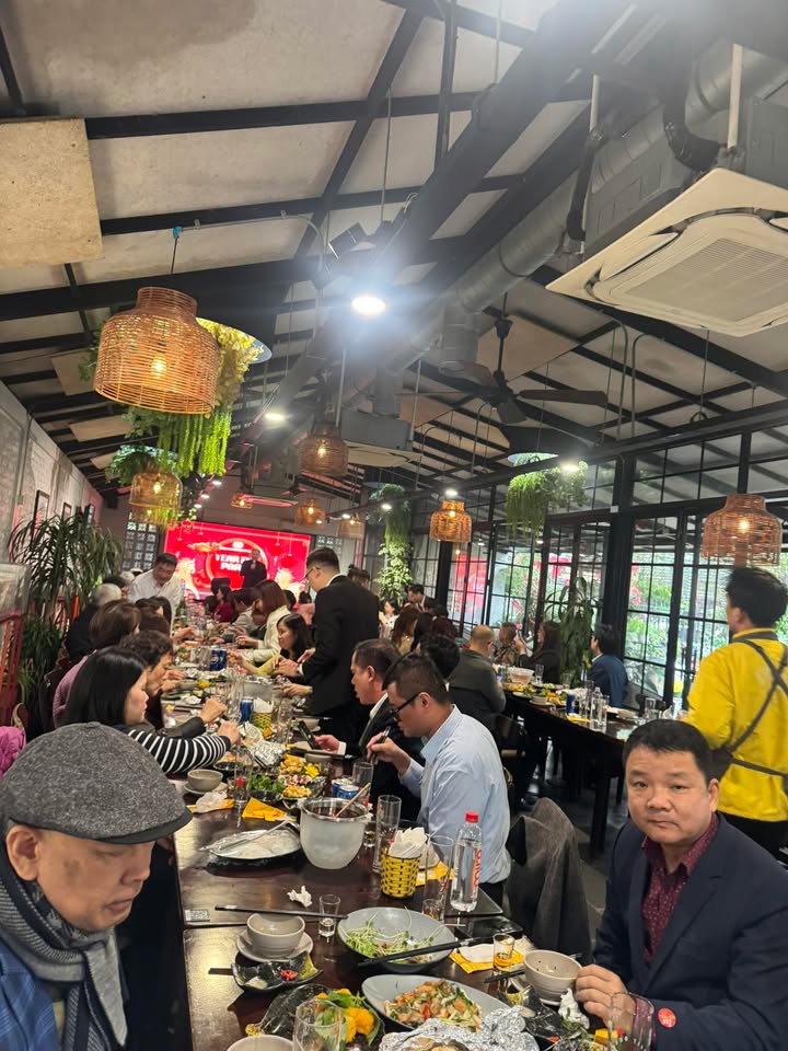 MBKD Lô Góc Hoàng Quốc Việt, Cầu Giấy - 120m² x 2 Tầng - 50 Triệu/Tháng