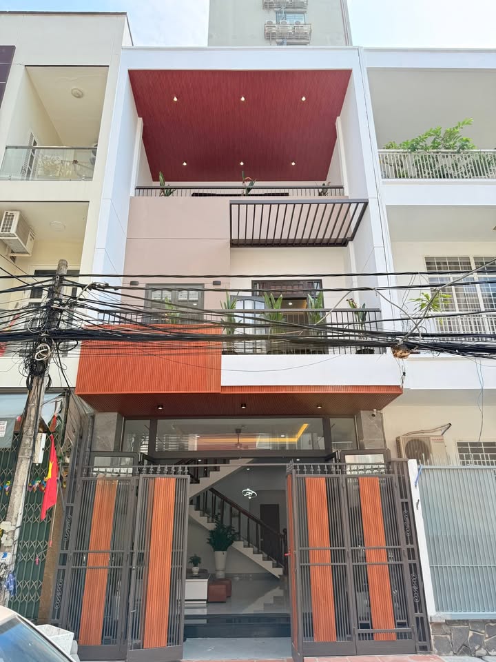 Nhà Riêng 3 Tầng Đường 2/9, Hải Châu 71m² - Sẵn Sàng Ở Ngay!