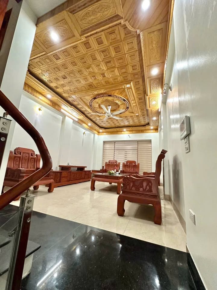 Cho thuê nhà 5 tầng full đồ, mặt tiền kinh doanh tại Dĩnh Kế, Bắc Giang - 16 triệu/tháng