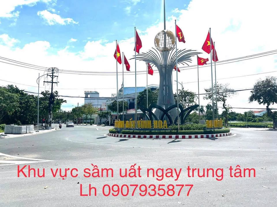 Bán Gấp Đất Vàng Góc 2 Mặt Tiền Nguyễn Tất Thành, Sa Đéc - 188m²