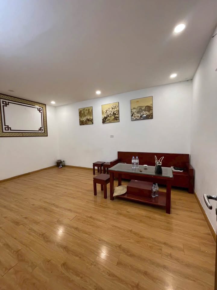 Chung cư Thanh Xuân Bắc 75m² - Sổ đỏ sẵn sàng giao dịch