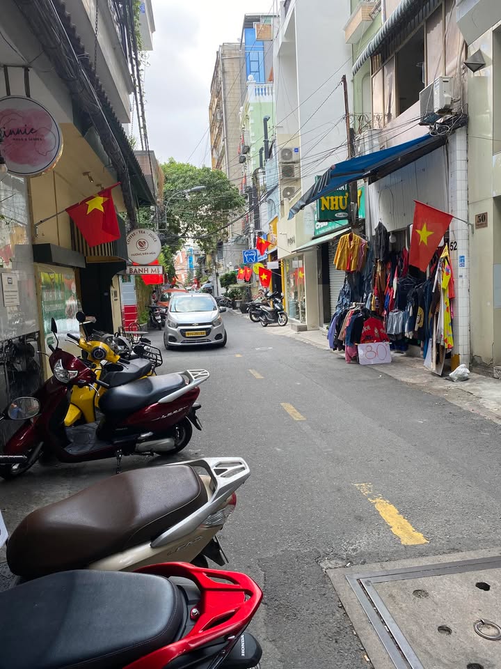 Chung cư Quận 3 24m² giá 1.65 tỷ - Sẵn sàng vào ở ngay!