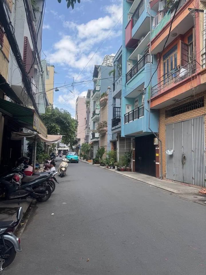 Nhà 136m² Thân Nhân Trung, Tân Bình - 4PN, 6PN trọ, 11.9 Tỷ TL