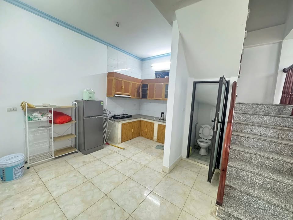 Nhà 40m² Đông Mỹ - 4PN Full Nội Thất, Giá 5 Tỷ - Sẵn Sàng Vào Ở Ngay