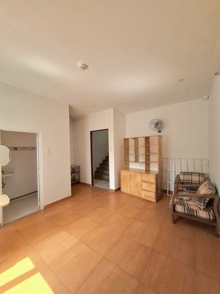 Phòng Trọ 25m² Gần GigaMall Thủ Đức - Đầy Đủ Nội Thất, Giá Tốt