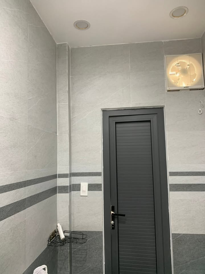 Nhà mới xây 192m² đường nhựa Tuy Phong - 1.8 tỷ