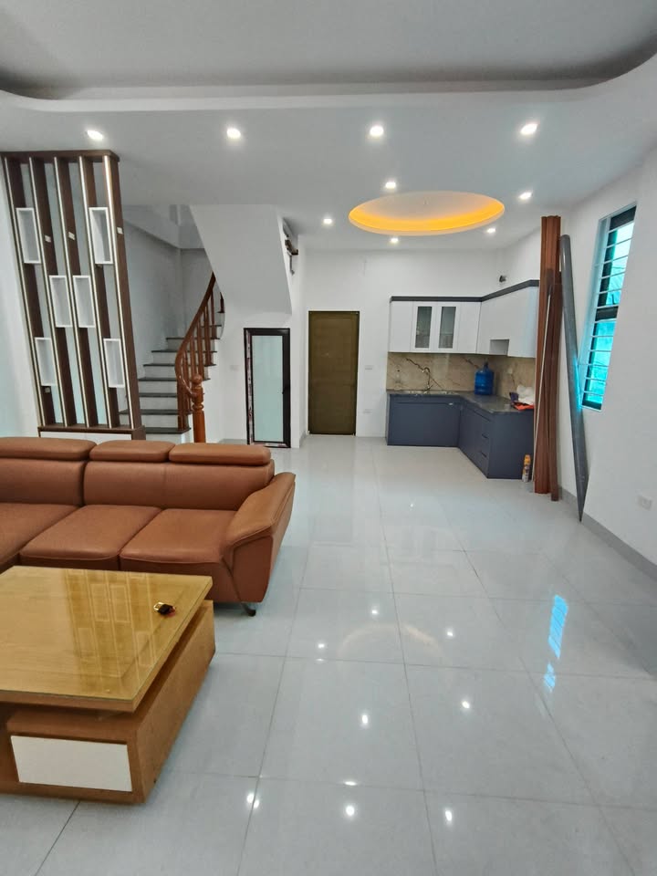Nhà Mặt Phố Bình Minh Thanh Oai 43.7m² Sổ Đỏ Sẵn