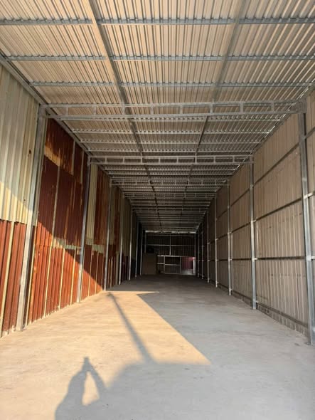 Cho thuê kho 240m² 3 Quách Điêu, Bình Chánh - Container thoải mái!