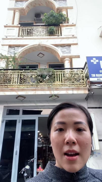 Nhà 5 Tầng Mặt Tiền Kinh Doanh Hẻm 6m Trường Chinh, Quận 12 - 60m²