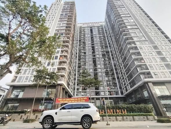 Chung cư Bình Minh Garden 104m² - Căn góc View Vin Cổ Loa, Full Nội Thất Cao Cấp