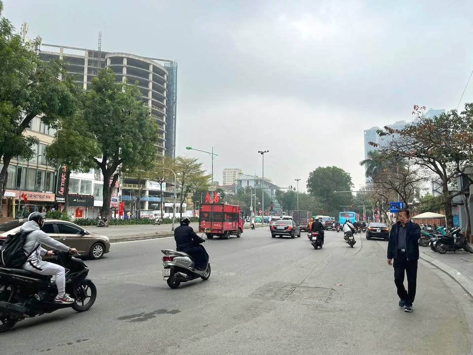 Bán đất Kim Mã, Ba Đình 35m² ô tô đỗ cổng, 15m ra mặt phố