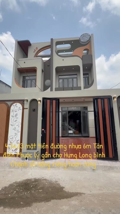 Nhà riêng Hưng Long, Bình Chánh 103m² - Sổ hồng sẵn, ô tô đỗ cửa!