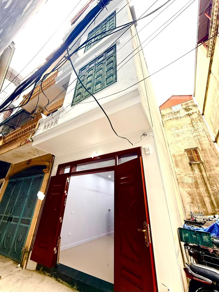 Nhà Ngõ Cổ Nhuế 44m² x 5 Tầng - Kinh Doanh Sầm Uất - 10.x Tỷ