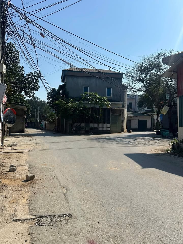 Nhà Mặt Tiền Kinh Doanh 150m² Trục Chính Hoài Đức - Giá Đầu Tư 5.X Tỷ