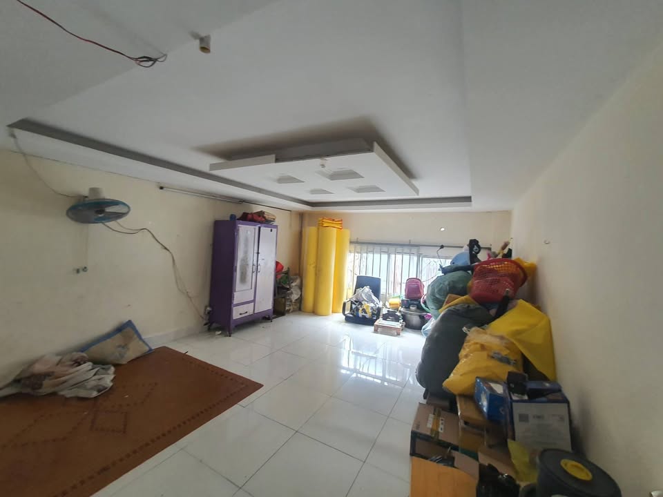 Nhà riêng Bình Tân 105m² 5.4 tỷ - Hẻm ô tô vào tận nhà!