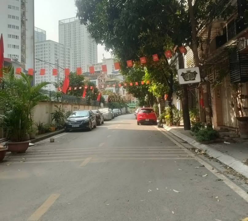 Shophouse Trung Kính 79m² – Vị trí đắc địa, đầu tư sinh lời!