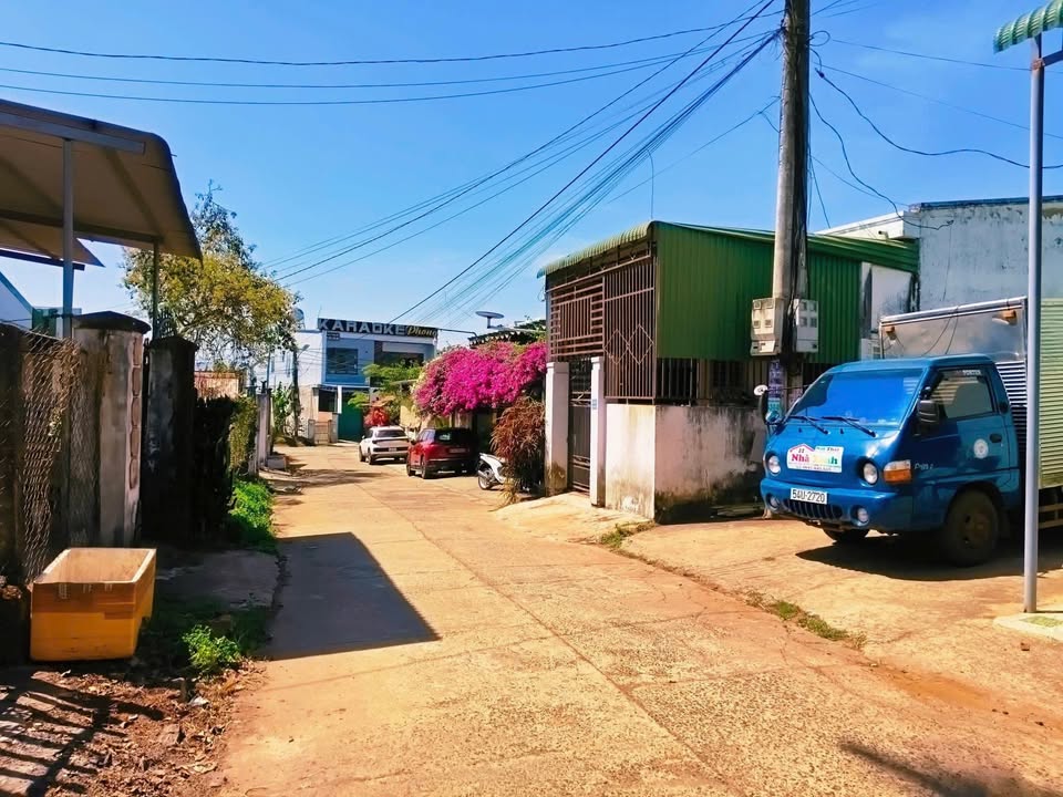 Nhà Mặt Tiền Phan Đình Giót - Buôn Hồ 5x22m - Kinh Doanh Sầm Uất