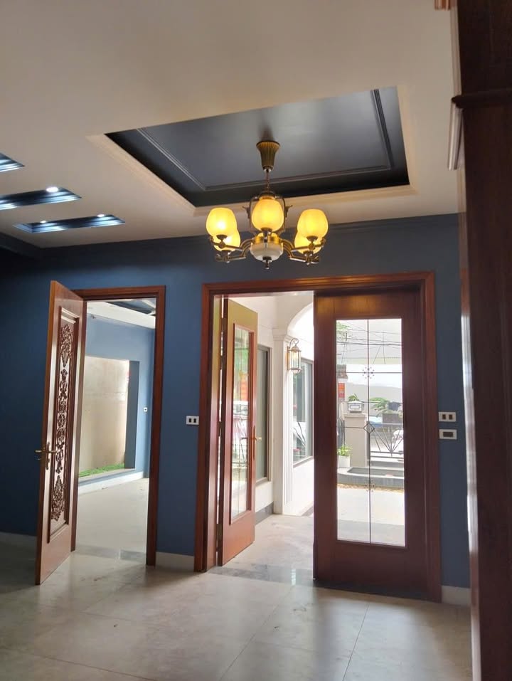 Townhouse Tân Tây Đô 204m² 200-299 triệu - Mặt tiền KD