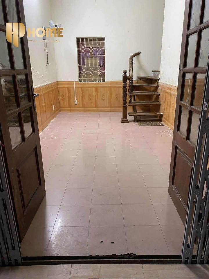 Nhà riêng Lương Văn Can, Ngô Quyền 35m² chỉ 3.5 triệu - Giá tốt hiếm có!