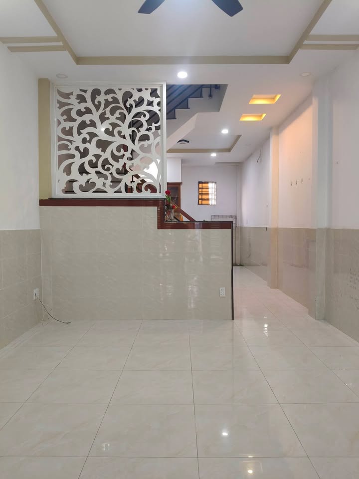 Nhà riêng Hẻm 47 Long Trường, TP. Thủ Đức 8 triệu/tháng - Ô tô vào tận nhà!