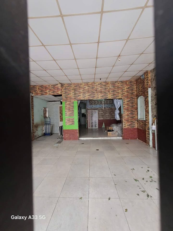 Cho thuê Nhà mặt tiền Tân Sơn Nhì 60m² - Mặt tiền kinh doanh