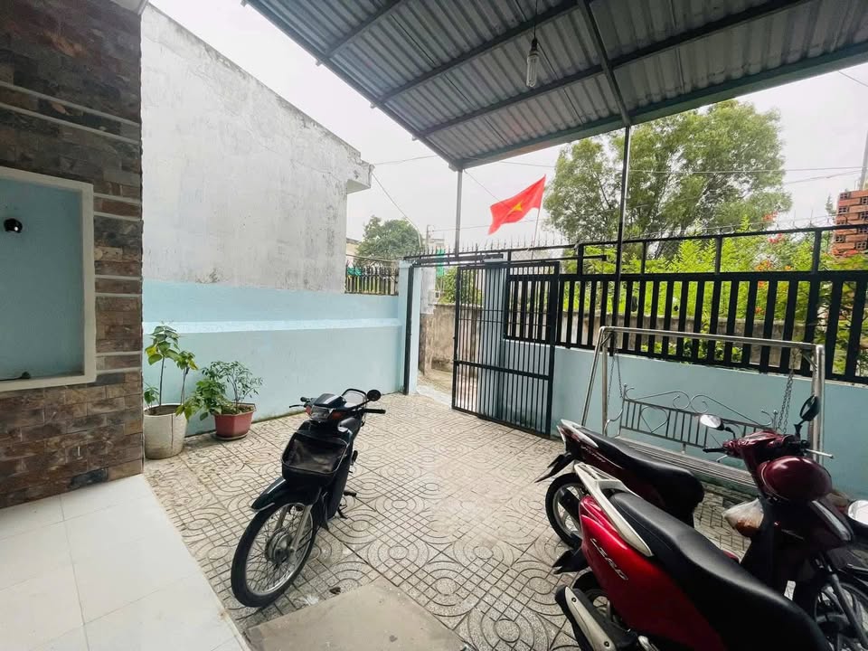 Nhà Hẻm Linh Trung 120m² - 3PN Giá 9 Triệu/Tháng - Sẵn Ở Ngay