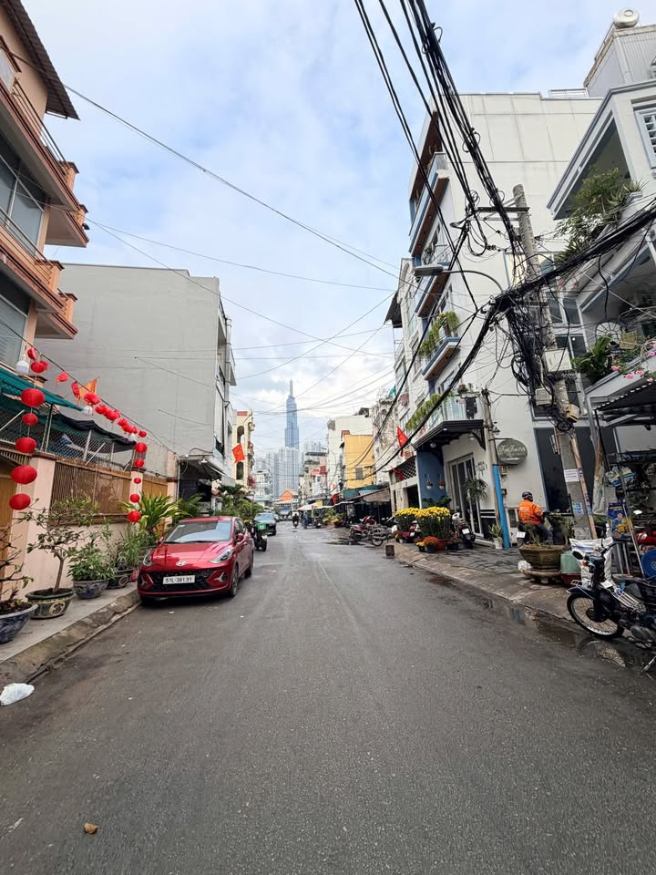 Nhà Xô Viết Nghệ Tĩnh 45m² giá 15 triệu - Hẻm xe hơi tránh, view Landmark!