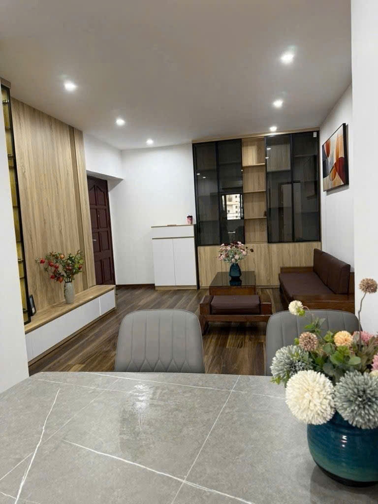 Chung cư Yên Hòa 67m² - Căn góc full nội thất, giá 6.6 tỷ