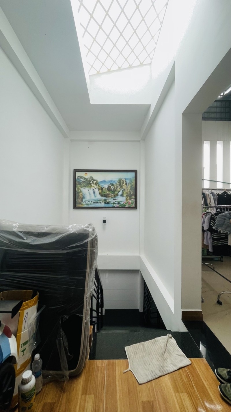 Nhà 4 Tầng Hẻm Xe Hơi 64m² - Giáp Tân Bình, Q.11 Giá 8 Tỷ