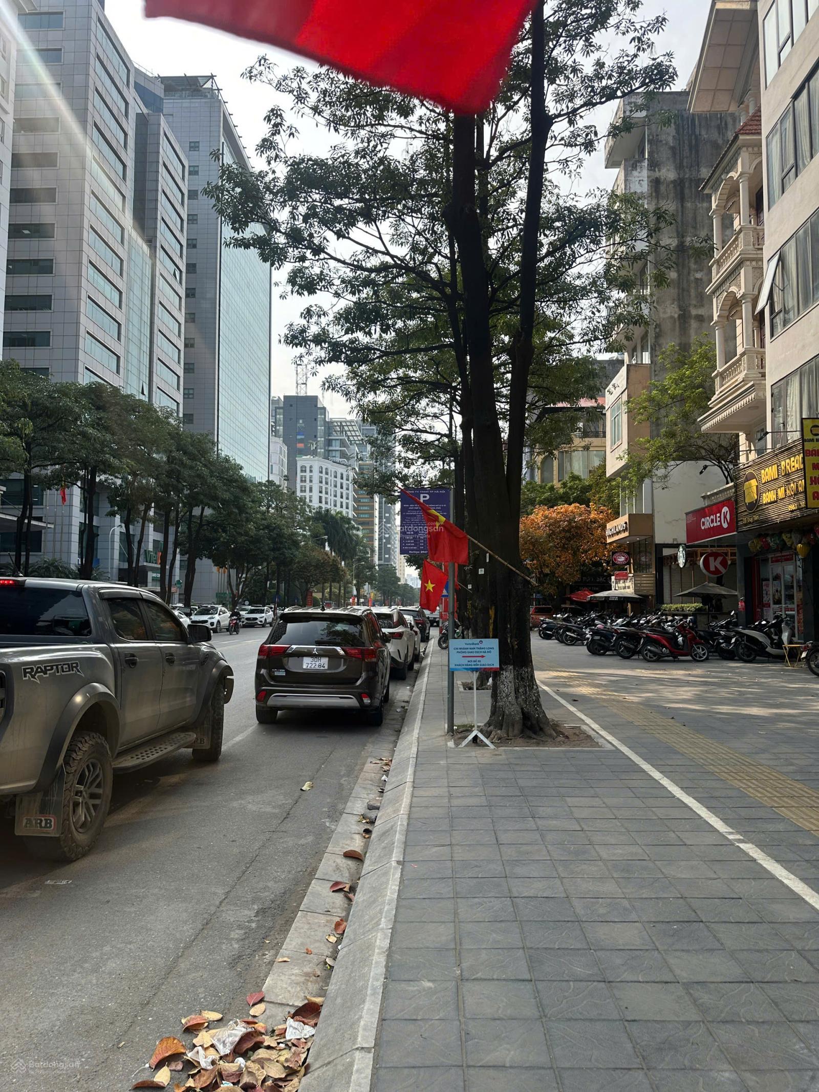 Mặt bằng kinh doanh mặt phố Duy Tân, Cầu Giấy - 70m² x 4 tầng - 50 triệu/tháng