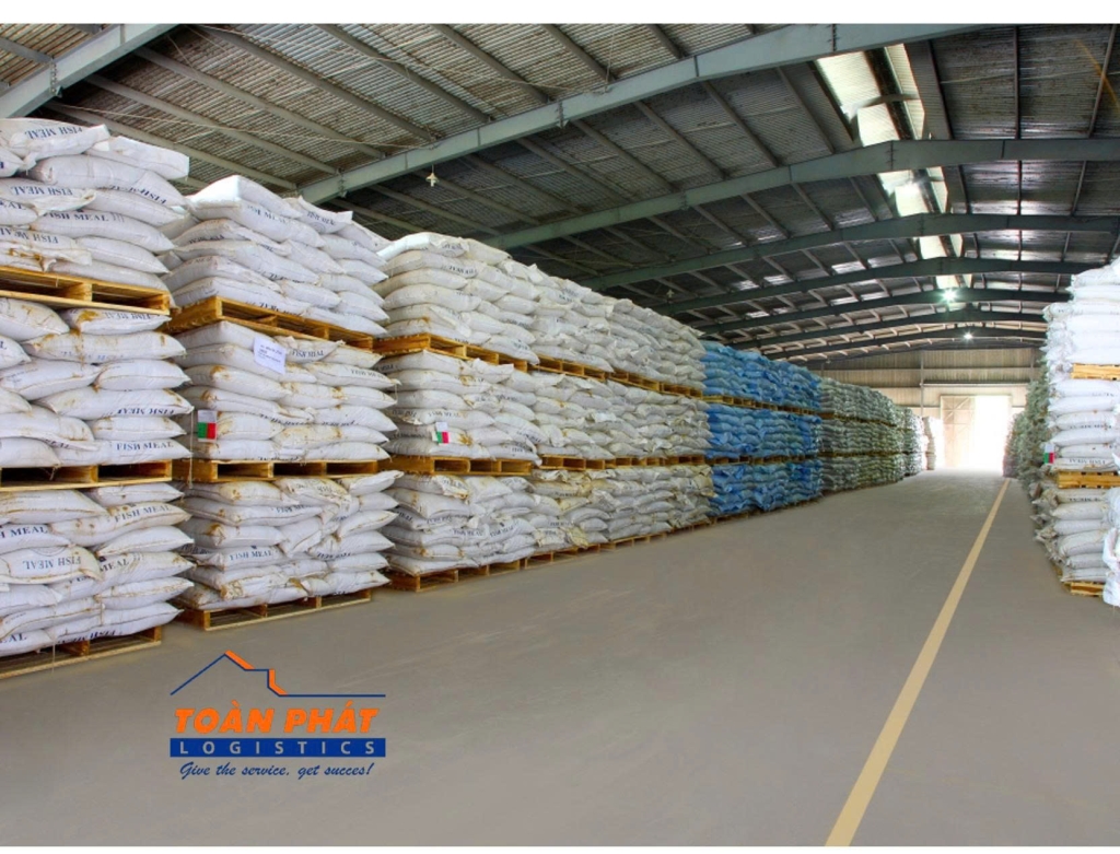 Kho/Xưởng Sóng Thần Dĩ An 250m² 7.5 triệu - Container thoải mái!