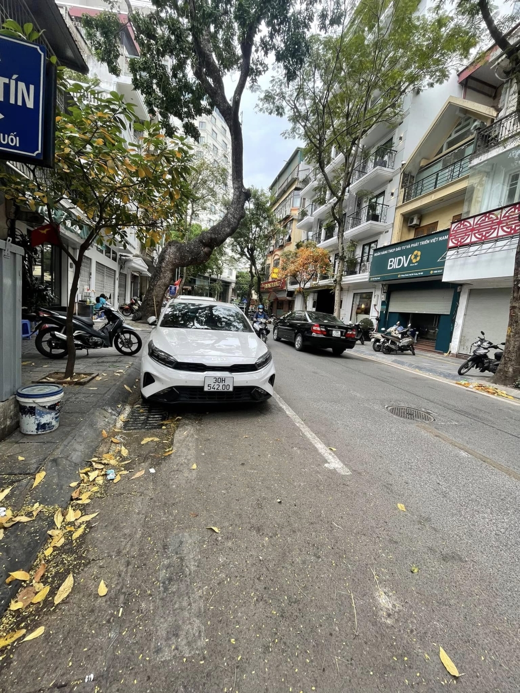 Nhà Phố Hàng Chuối 55m² - 18 Tỷ - Ngay Ngã Tư, 1 Phút Hồ Gươm