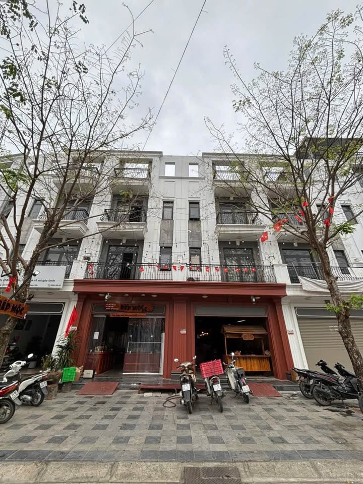 Nhà Phố Tân An, Lào Cai - 100m² (4 Tầng) Kinh Doanh Đắc Địa - 5.7 Tỷ