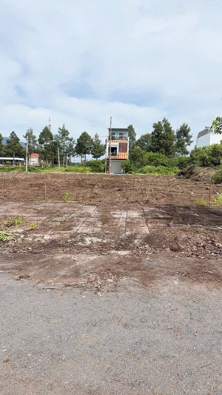 Đất nền Hoà Long, Bà Rịa 93m² - Sổ đỏ chính chủ, tiềm năng tăng giá!