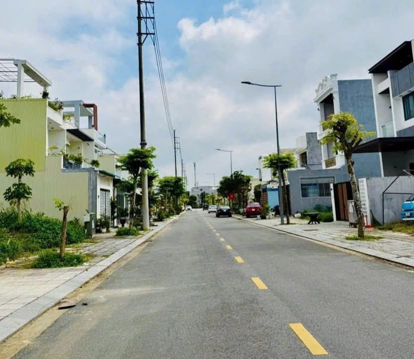 Đất nền KDC Phước Thạnh, Quảng Ngãi - 210m² Hướng Nam, Giá 4.6 Tỷ